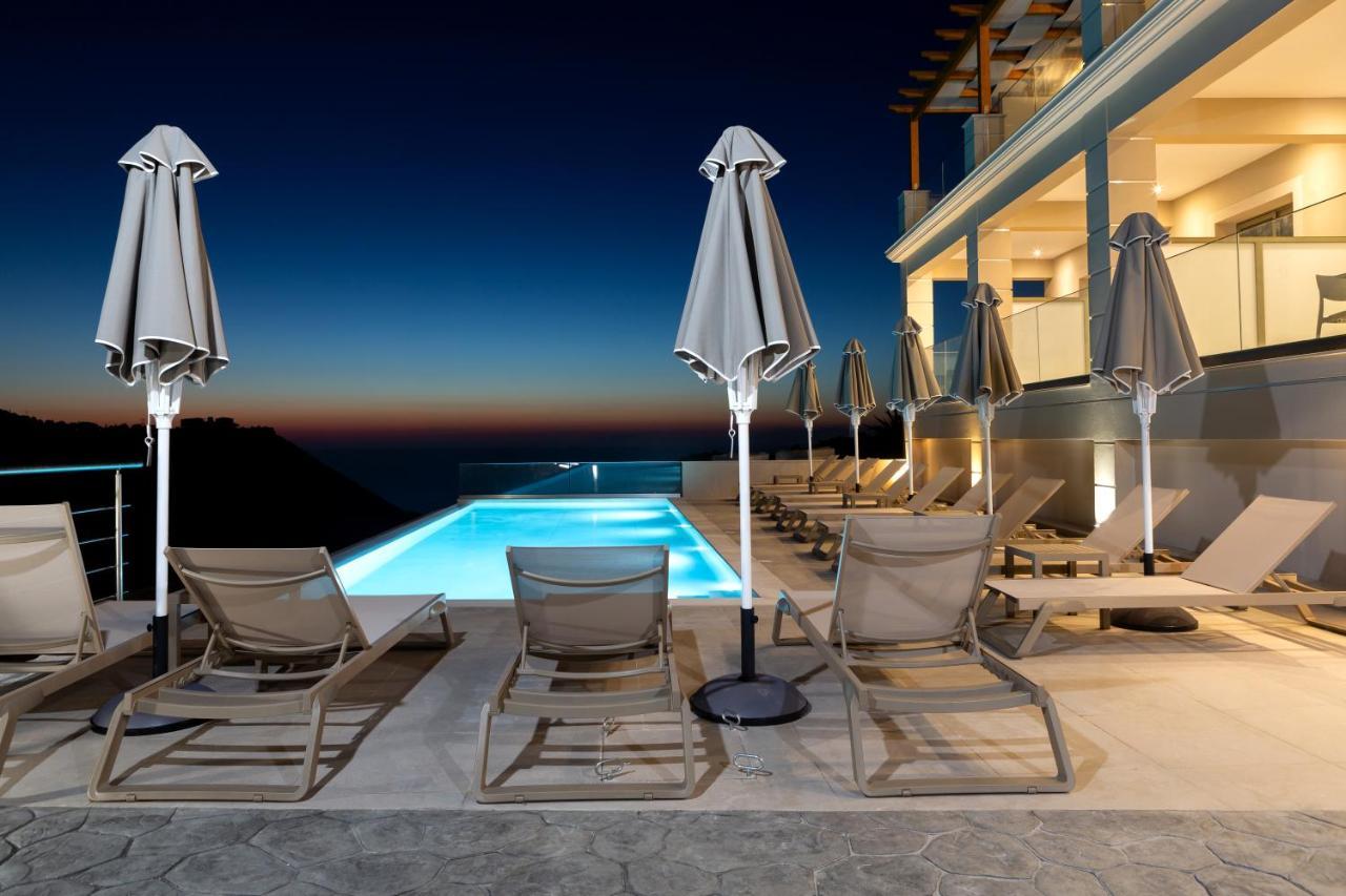 Sky View Suites Kefalonia Vóvikes Екстериор снимка