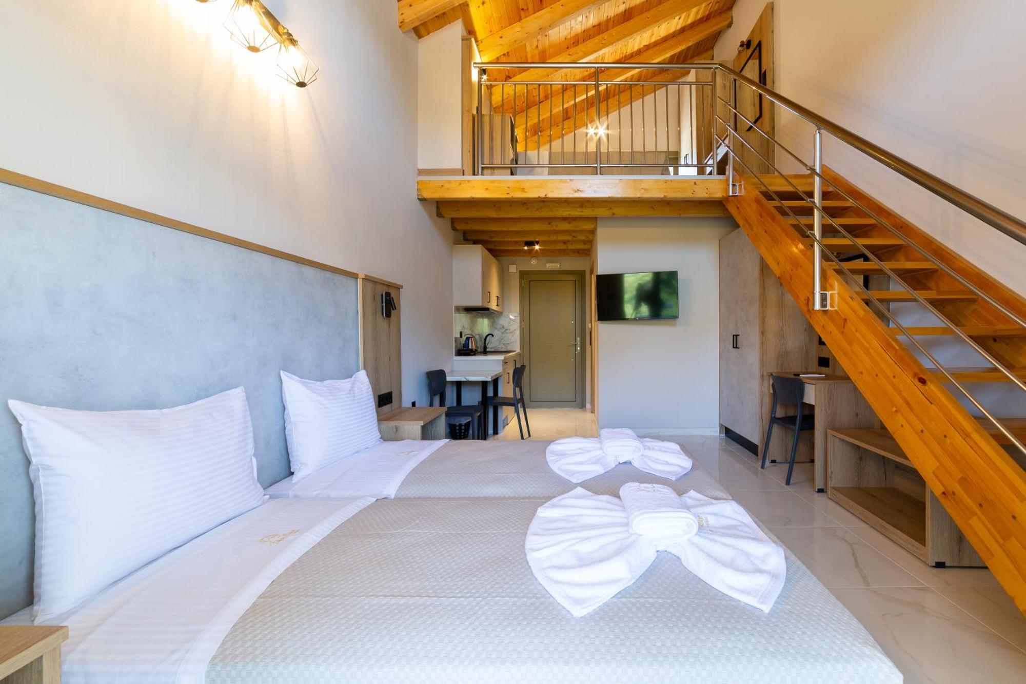 Sky View Suites Kefalonia Vóvikes Екстериор снимка